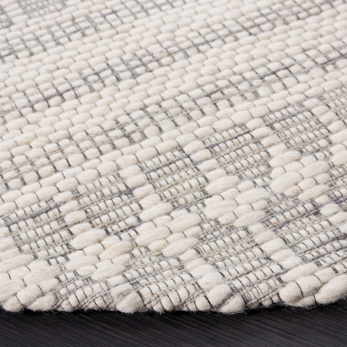 Safavieh Marbella Mrb327F Grey/Ivory Rug.