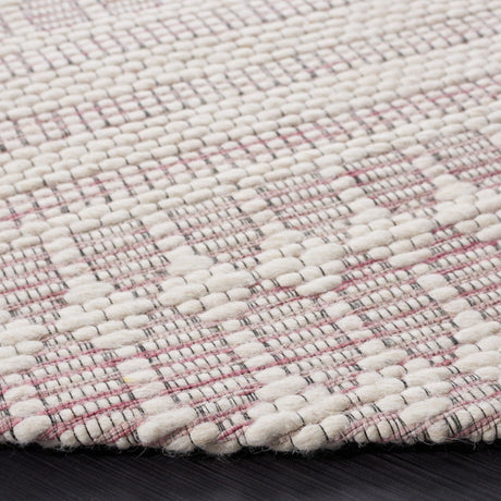 Safavieh Marbella Mrb327U Pink/Ivory Rug.
