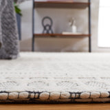 Safavieh Marbella Mrb327Z Black/Ivory Rug.