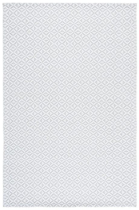 Safavieh Marbella 4'-0" x 6'-0" Rug in Ivory