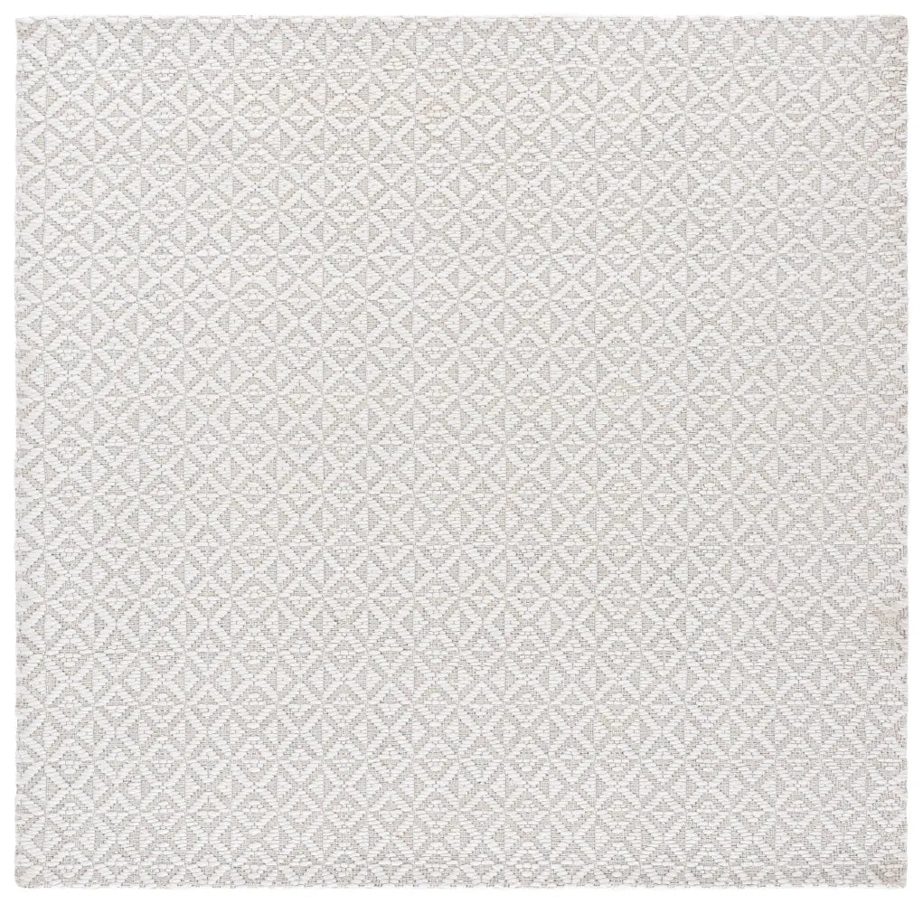 Safavieh Marbella 6'-0" x 6'-0" Rug in Ivory