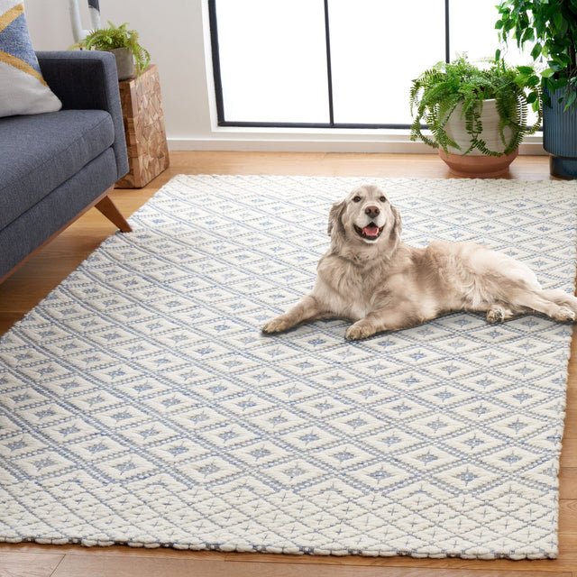 Safavieh Marbella Mrb455M Blue/Ivory Rug.