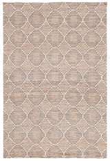 Safavieh Marbella 4'-0" x 6'-0" Rug in Beige / Ivory