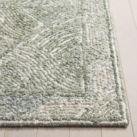 Safavieh Marquee 4'-0" x 6'-0" Rug in Green / Ivory