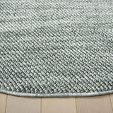 Safavieh Martha Stewart Azura 6'-7" x 6'-7" Rug in Green
