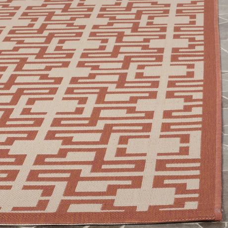 Safavieh Martha Stewart 4'-0" x 5'-7" Rug in Beige / Terracotta