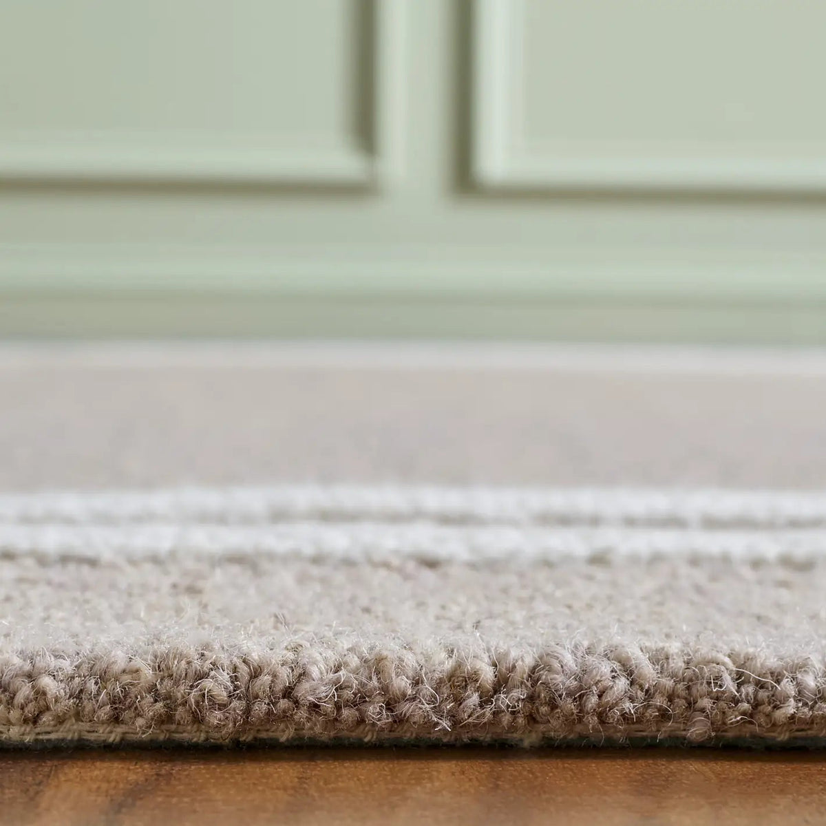 Safavieh Martha Stewart 4'-0" x 6'-0" Rug in Light Grey / Ivory