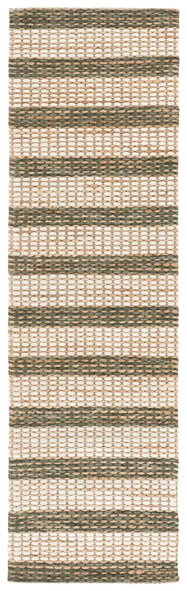 Safavieh Martha Stewart 2'-3" x 8'-0" Rug in Natural / Green