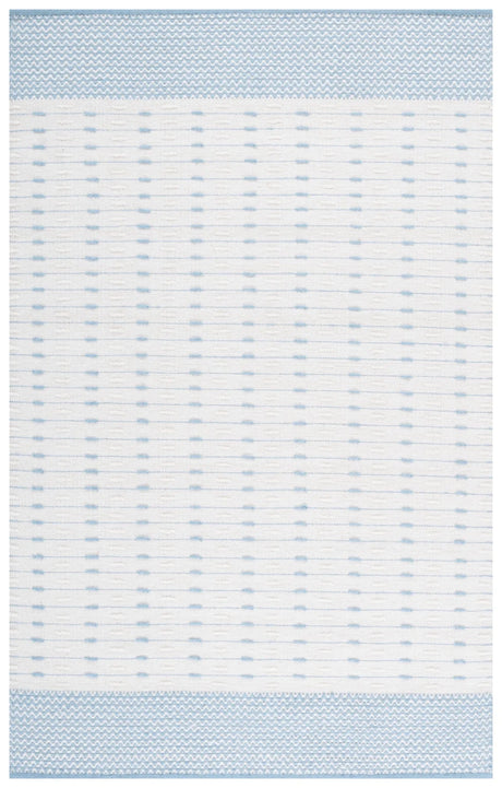 Safavieh Martha Stewart 4'-0" x 6'-0" Rug in Light Blue / Ivory
