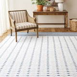 Safavieh Martha Stewart 4'-0" x 6'-0" Rug in Navy / Ivory