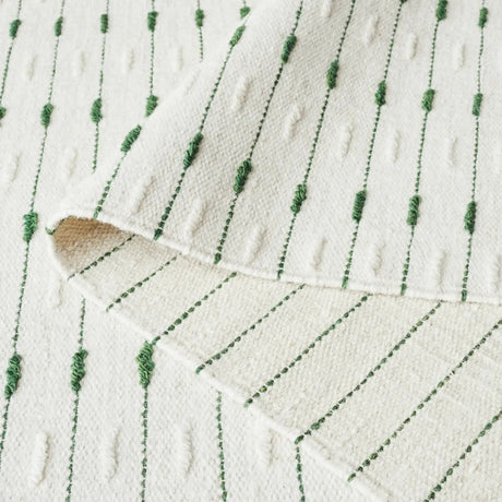 Safavieh Martha Stewart 4'-0" x 6'-0" Rug in Green / Ivory