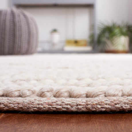 Safavieh Martha Stewart Msr9650B Ivory/Beige Rug.