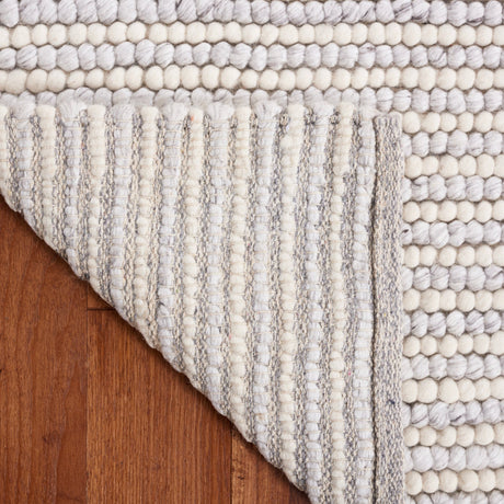 Safavieh Martha Stewart Msr9650G Ivory/Light Grey Rug.