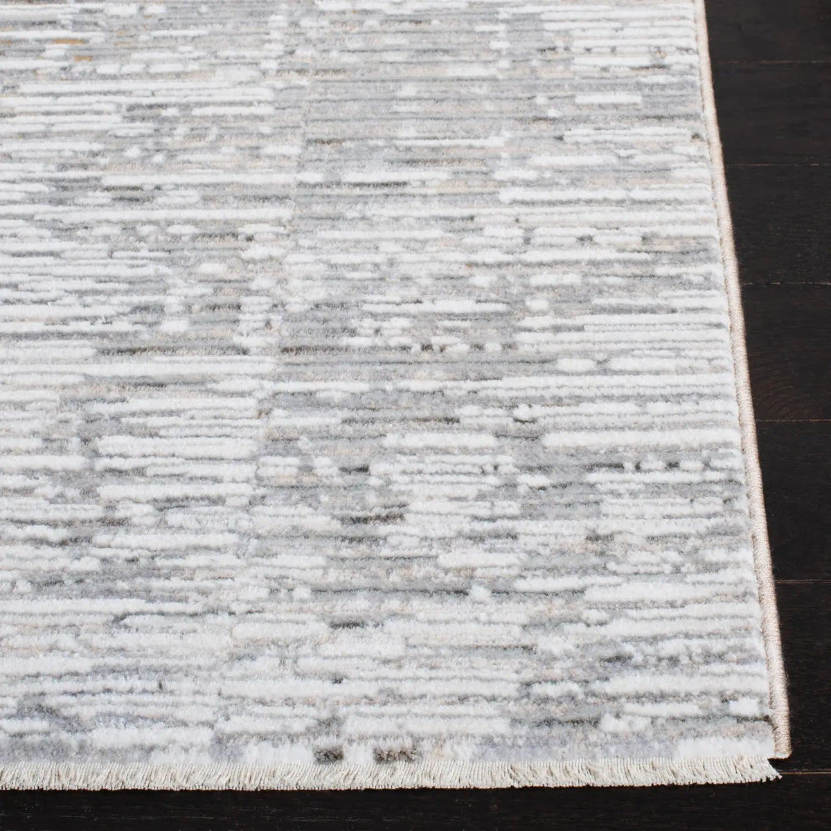 Safavieh Martha Stewart Sabrina 4'-0" x 6'-0" Rug in Ivory / Beige
