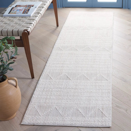 Safavieh Martha Stewart Serenity 2'-2" x 8'-0" Rug in Ivory