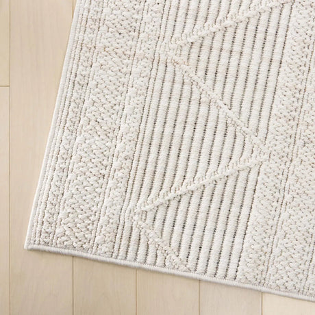 Safavieh Martha Stewart Serenity 4'-0" x 6'-0" Rug in Ivory