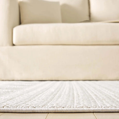 Safavieh Martha Stewart Serenity 4'-0" x 6'-0" Rug in Ivory