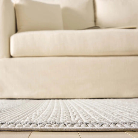 Safavieh Martha Stewart Serenity 4'-0" x 6'-0" Rug in Ivory / Grey