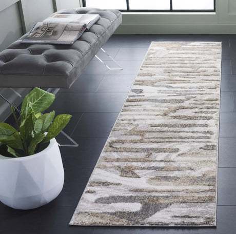 Safavieh Maya 2'-0" x 8'-0" Rug in Ivory / Grey Beige