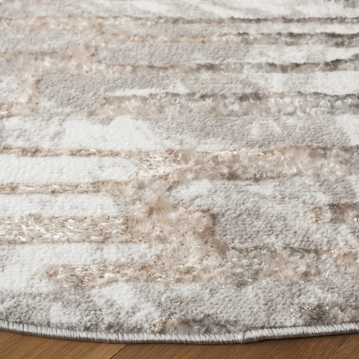 Safavieh Maya 6'-7" x 6'-7" Rug in Ivory / Grey Beige