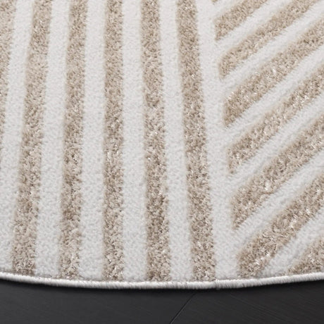 Safavieh Maya 6'-7" x 6'-7" Rug in Ivory