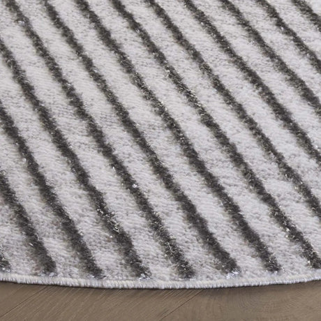 Safavieh Maya 6'-7" x 6'-7" Rug in Ivory / Grey