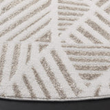 Safavieh Maya 6'-7" x 6'-7" Rug in Ivory / Beige