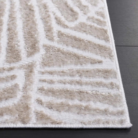 Safavieh Maya 4'-0" x 6'-0" Rug in Ivory
