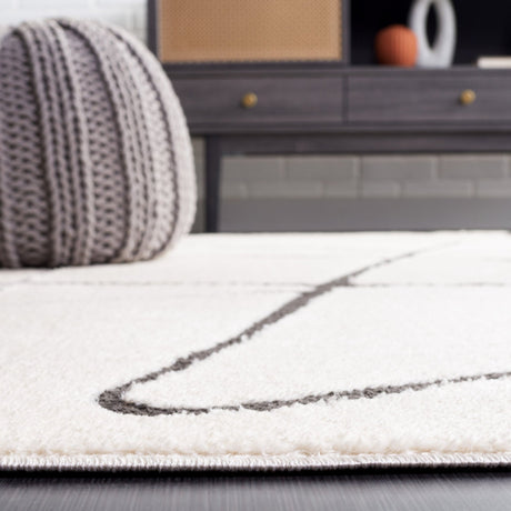 Safavieh Melody Mel120A Ivory/Black Rug.