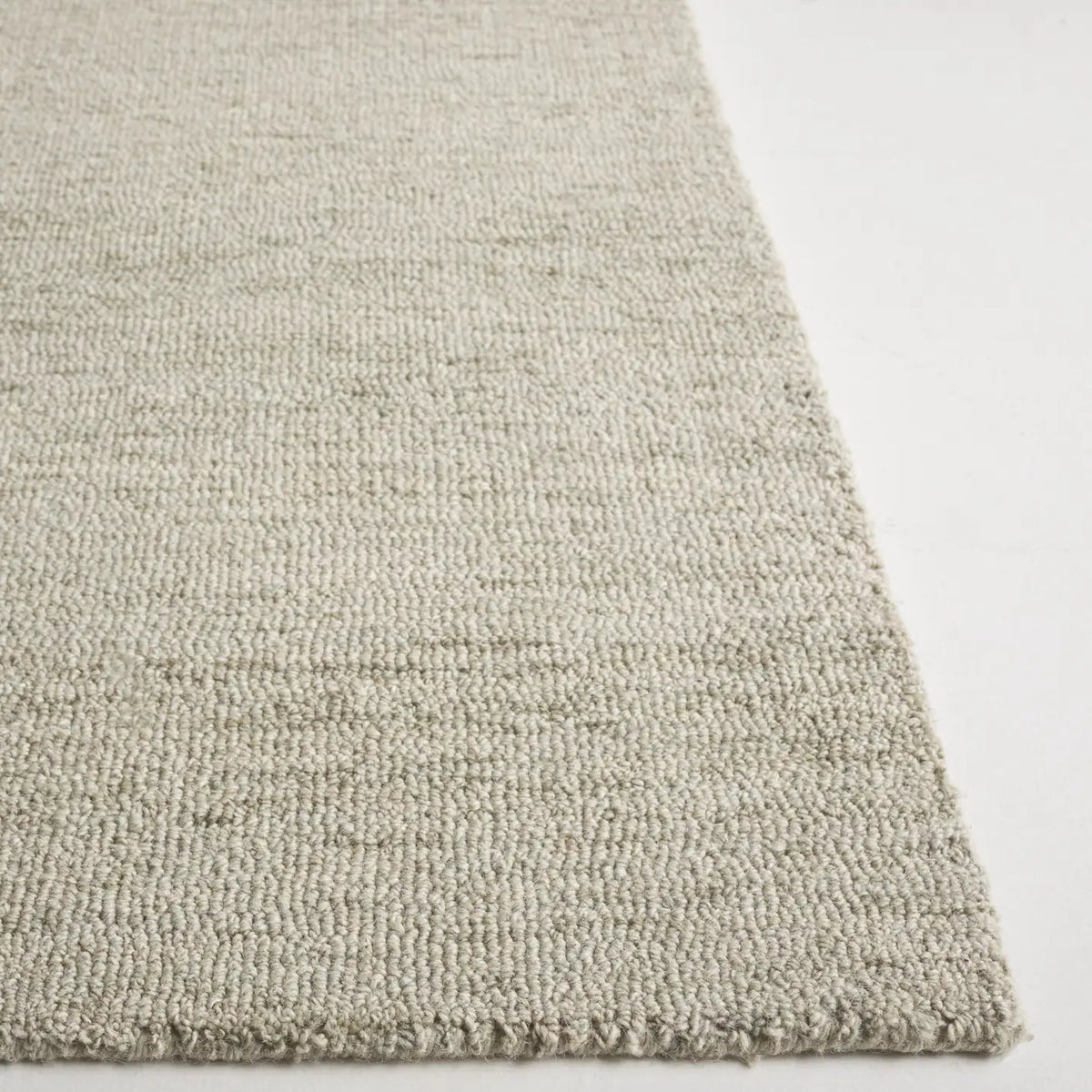 Safavieh Metro 4'-0" x 6'-0" Rug in Green