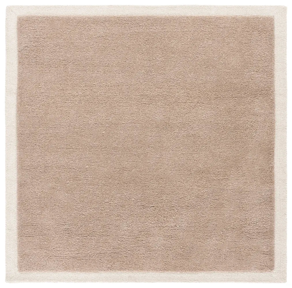 Safavieh Metro 6'-0" x 6'-0" Rug in Beige / Ivory
