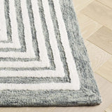 Safavieh Metro 2'-3" x 8'-0" Rug in Green / Ivory