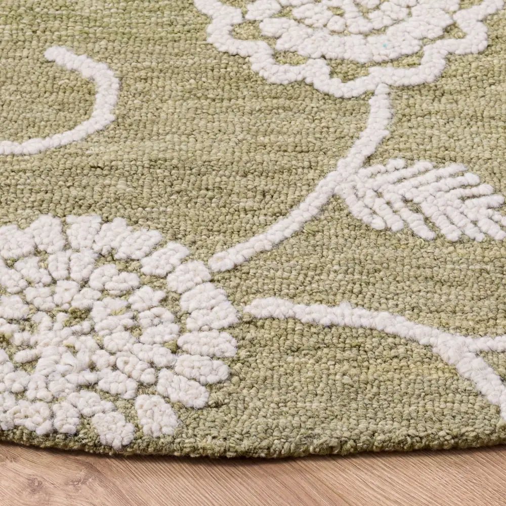 Safavieh Metro 6'-0" x 6'-0" Rug in Green / Ivory