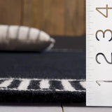 Safavieh Metro 2'-3" x 9'-0" Rug in Navy / Ivory