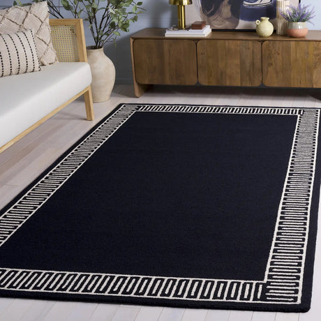 Safavieh Metro 4'-0" x 6'-0" Rug in Navy / Ivory