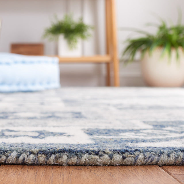 Safavieh Metro Met479H Ivory/Dark Grey Rug.