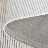 Safavieh Metro 4'-0" x 6'-0" Rug in Ivory / Light Blue