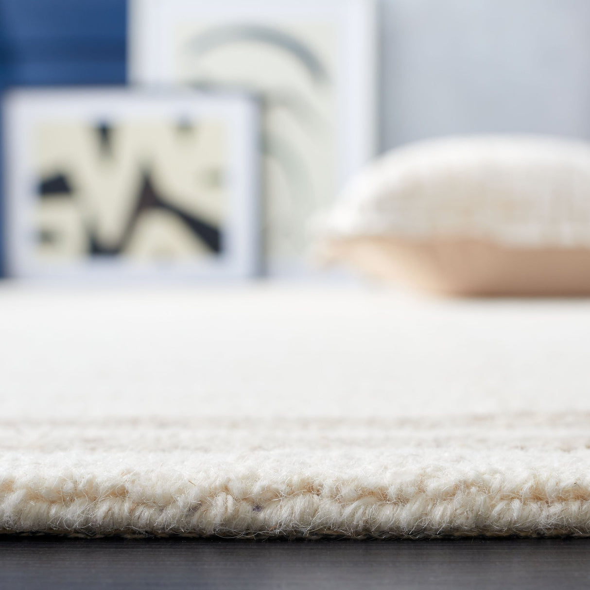 Safavieh Metro Met626A Ivory/Brown Rug.