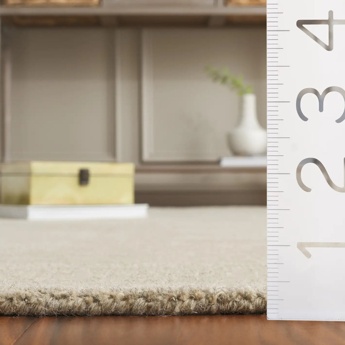 Safavieh Metro 2'-3" x 8'-0" Rug in Taupe