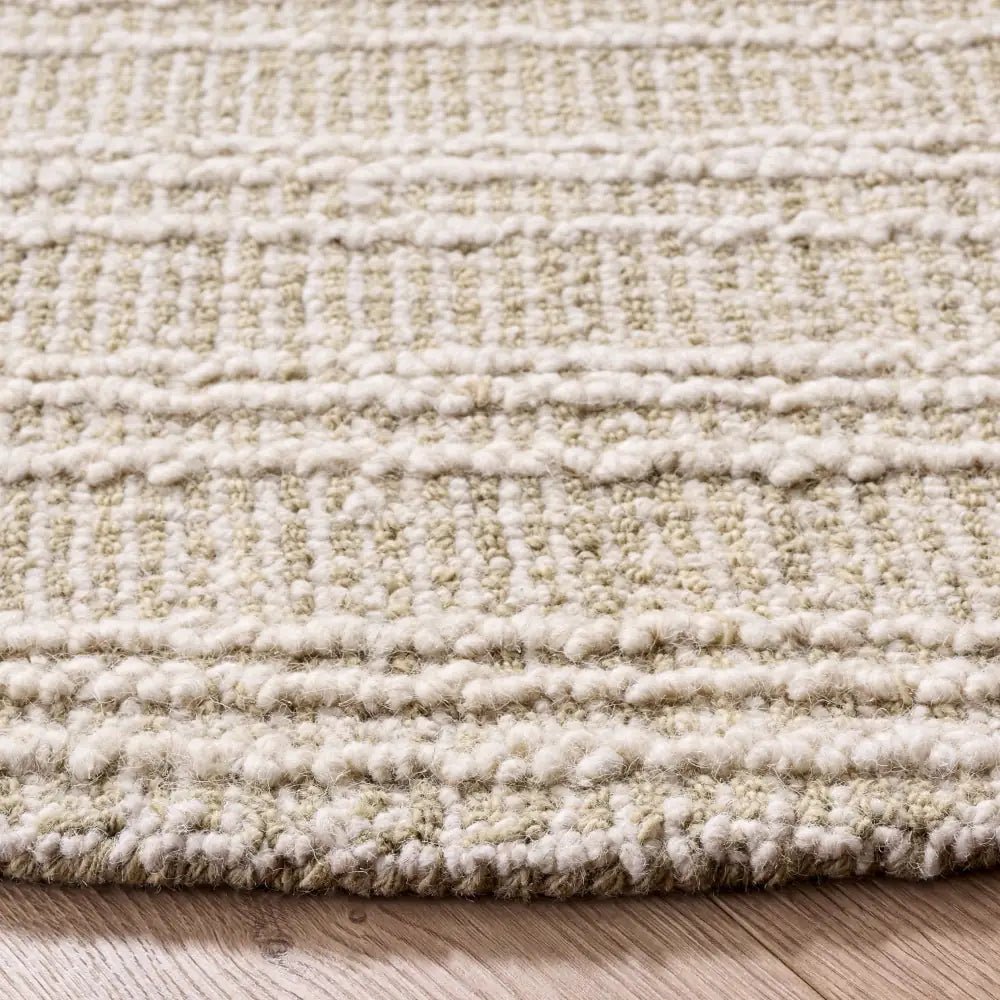 Safavieh Metro 6'-0" x 6'-0" Rug in Beige / Ivory