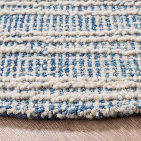 Safavieh Metro 6'-0" x 6'-0" Rug in Blue / Ivory