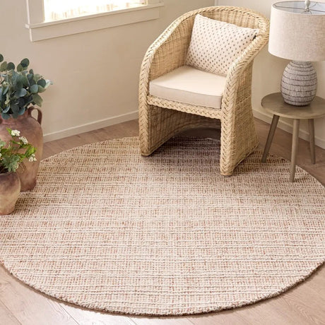 Safavieh Metro 6'-0" x 6'-0" Rug in Rust / Ivory