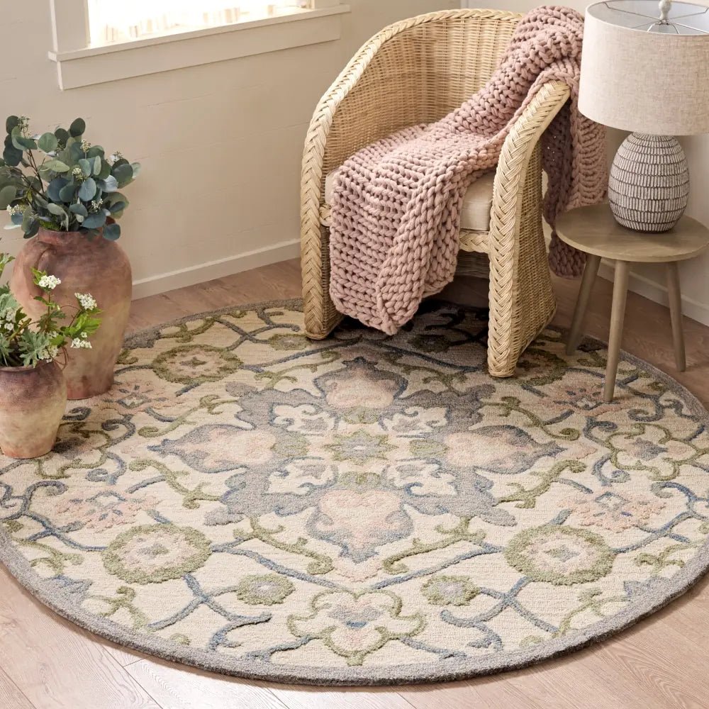 Safavieh Metro 6'-0" x 6'-0" Rug in Ivory / Grey