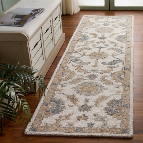Safavieh Metro 2'-3" x 8'-0" Rug in Ivory / Beige