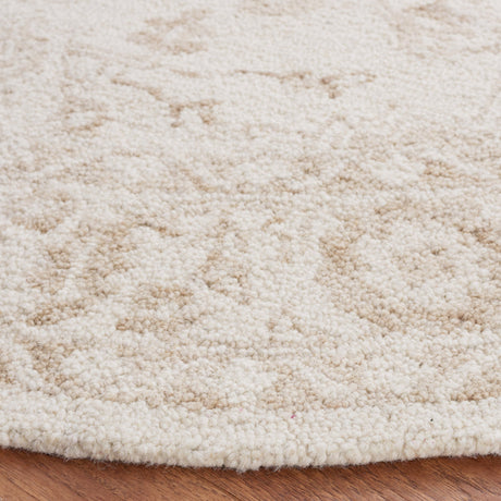 Safavieh Metro Met874B Beige/Ivory Rug.