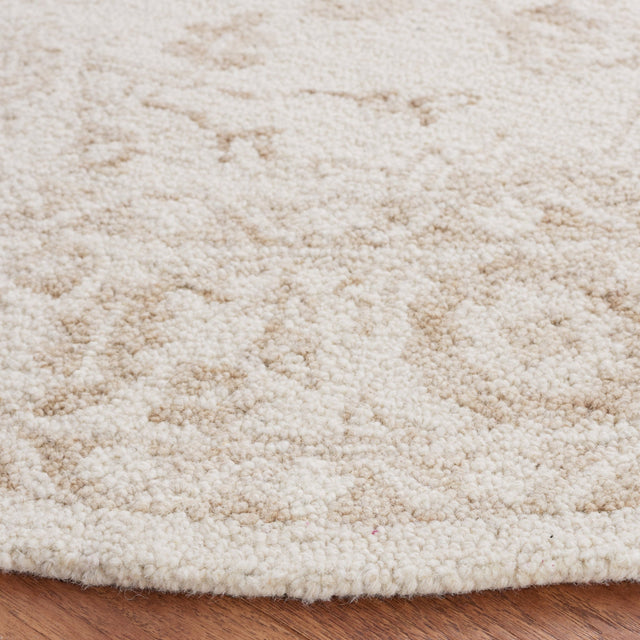 Safavieh Metro Met874B Beige/Ivory Rug.