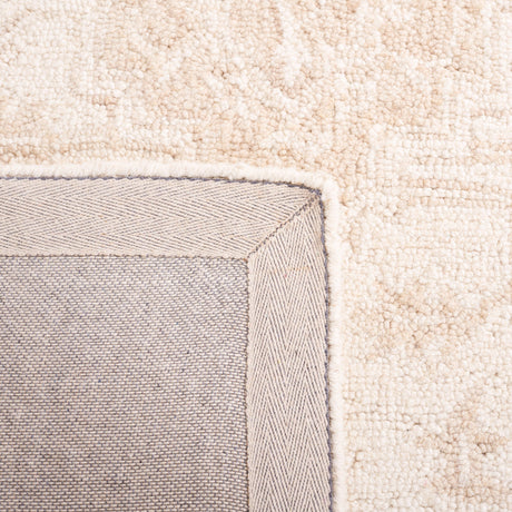 Safavieh Metro Met874B Beige/Ivory Rug.