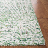Safavieh Metro Met875Y Green/Ivory Rug.