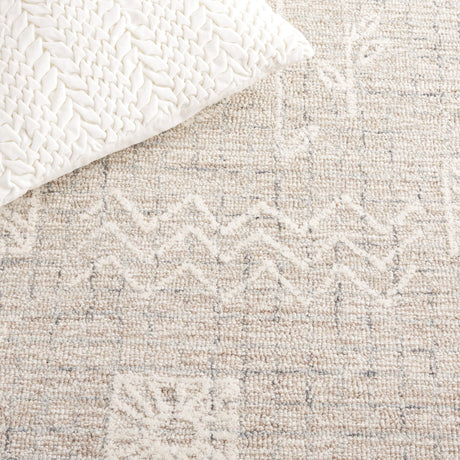 Safavieh Metro Met878B Beige/Ivory Rug.