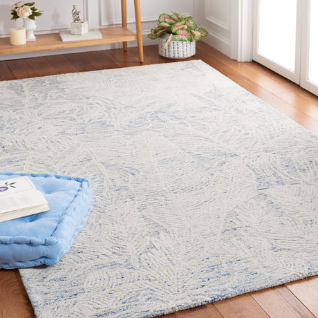 Safavieh Metro Met880M Blue/Ivory Rug.